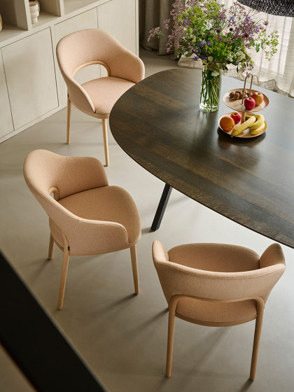 520 PF | Chairs | Thonet