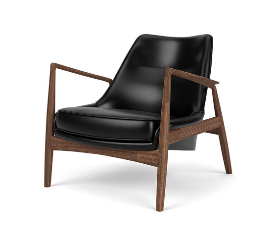 The Seal, Lounge Chair, Low Back | Walnut Base / Dakar 0842 | Poltrone | Audo Copenhagen