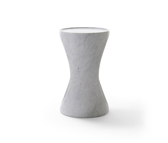 Roll side table Carrara | Beistelltische | Eponimo