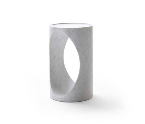 Roll side table Carrara | Beistelltische | Eponimo