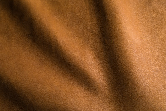 VELLUTO Dark Caramel | Natural leather | Studioart