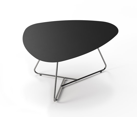 Yonda Lounge Table with a Sled Base (Height 42 cm) 322/6 | Tavolini bassi | Wilkhahn