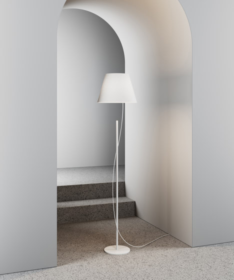 Hover Floor | Free-standing lights | LODES