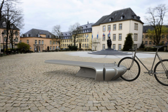 dade BENCH | dade GINKGO bench & bike rack by Stayconcrete | Bancos | Dade Design AG concrete works Beton