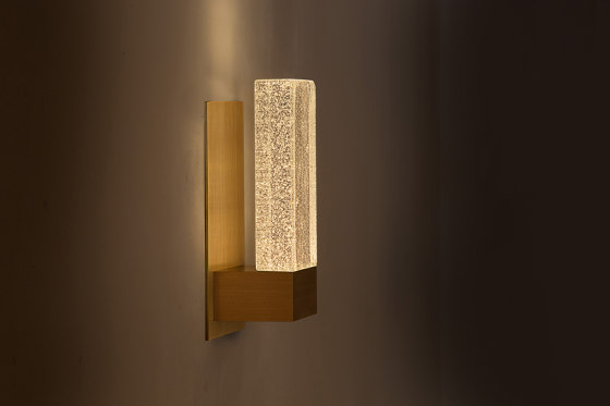 GRAND PAPILLON ÉCRAN – wall light | Lámparas de pared | MASSIFCENTRAL