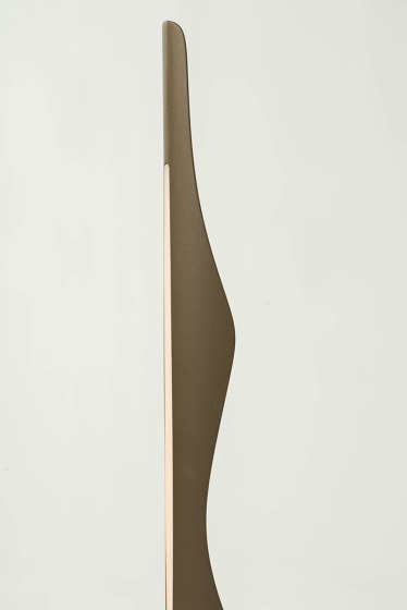 Silhouette I Lampara de mesa (bronce) | Lámparas de sobremesa | Softicated