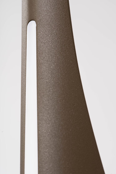 Silhouette I Tischlampe (bronze) | Tischleuchten | Softicated