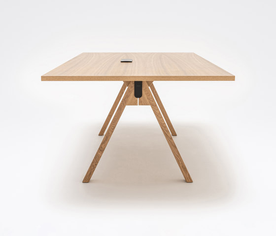 Viga Conference Table | Contract tables | MDD