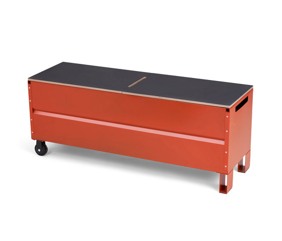 CMB | Chest Bench, red orange RAL 2001 | Bancs | Magazin®