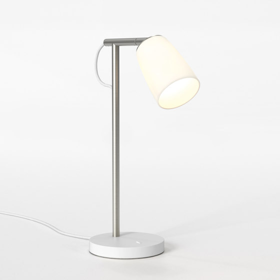 Carlton Desk | Porcelain | Luminaires de table | Astro Lighting