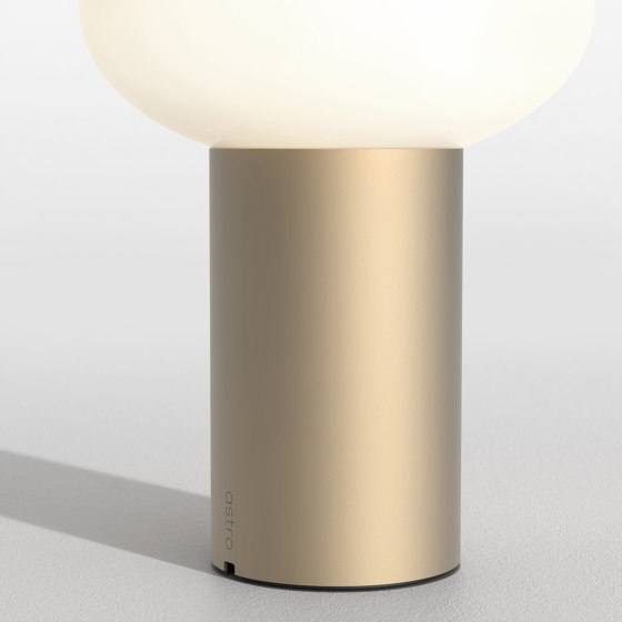 Zeppo Portable | Light Bronze | Lámparas de sobremesa | Astro Lighting