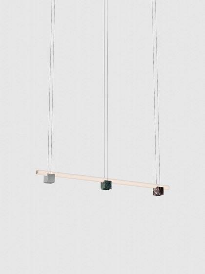 Isle 03A - P3 - Guatemala Green + Polished aluminium + Red Levanto | Pendelleuchten | Lambert et Fils