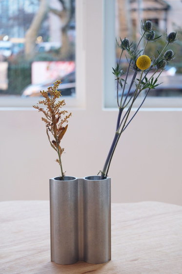 Silo Vase 2VJ - Mirror Polished Aluminum | Vases | Lambert et Fils