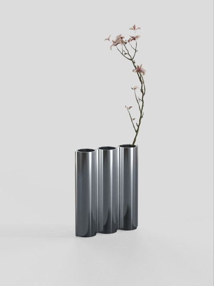 Silo Vase 3VK - Mirror Polished Aluminum | Vasen | Lambert et Fils