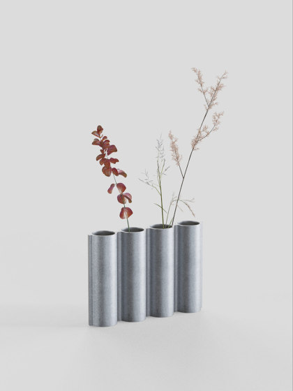 Silo Vase 4VJ - Tumbled Aluminum | Vasen | Lambert et Fils