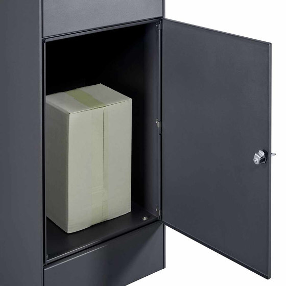 2ème boîte aux lettres en acier inoxydable Design BASIC Plus Xubic 385X ST-BP avec compartiment à paquets 550x370 - RAL couleur | Boîtes aux lettres | Briefkasten Manufaktur