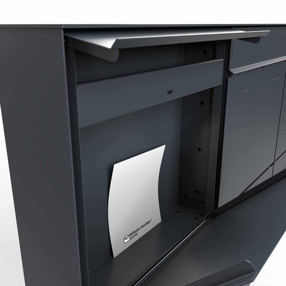 Design letterbox pedestal GOETHE with newspaper compartment - RAL colour of your choice | Buzones | Briefkasten Manufaktur