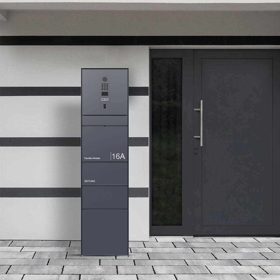 Design mailbox pedestal GOETHE with newspaper compartment - RAL colour of your choice - DoorBird video intercom system | Buzones | Briefkasten Manufaktur