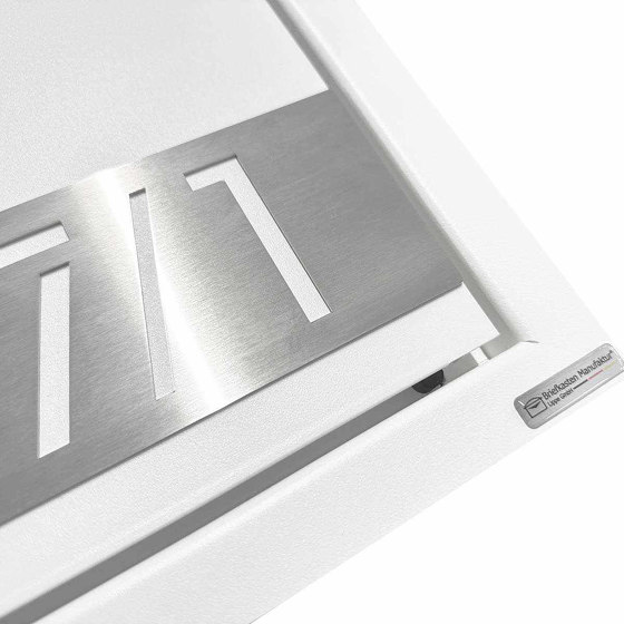 Design flush-mounted letterbox GOETHE UP - LaserCut Edition - RAL of your choice | Buzones | Briefkasten Manufaktur