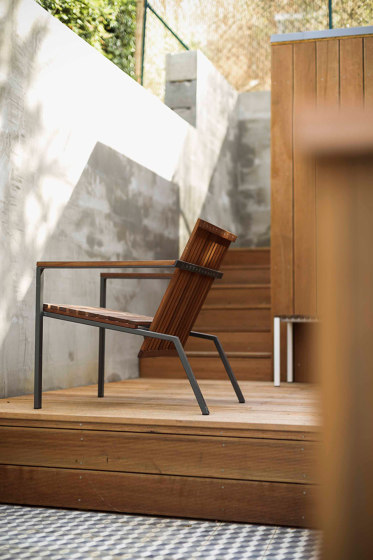 Chair with armrests Axis | Poltrone | Egoé