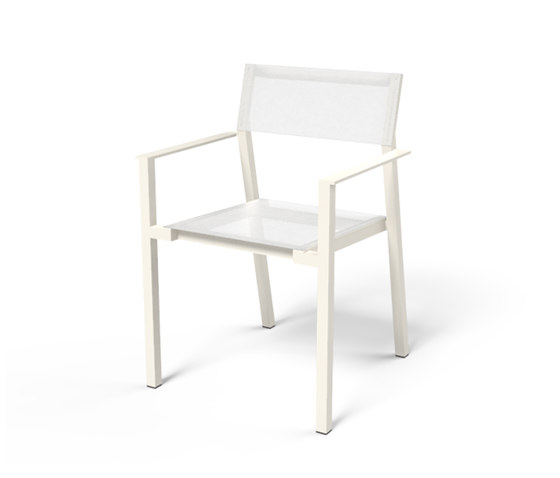 Chair with armrests Cora | Sillas | Egoé