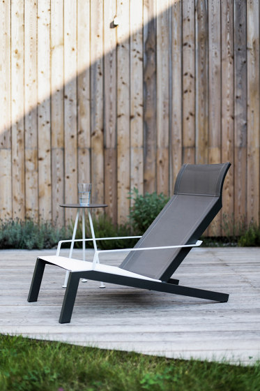 Relaxing armchair without armrests Alva | Lettini giardino | Egoé