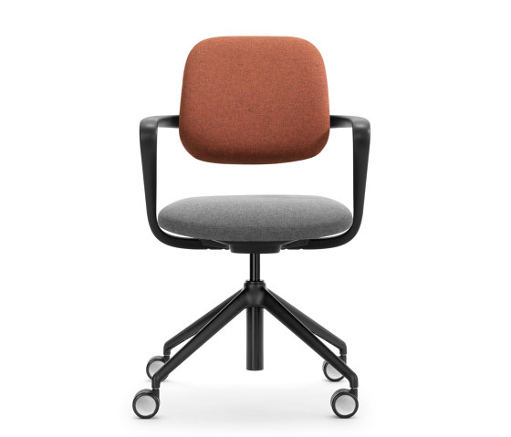ATEGRA, 4-prong base with castors, height adjustable | Chairs | Girsberger