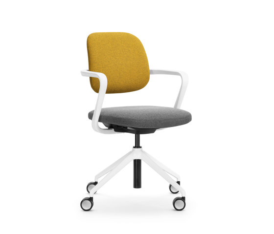 ATEGRA, 4-prong base with castors, height adjustable | Chairs | Girsberger