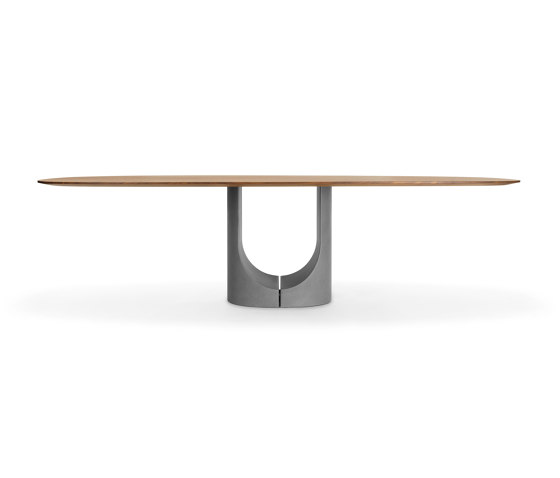 UDINA oval table | Tavoli pranzo | Girsberger