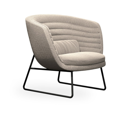 cleo metal soft - lounge chair low backrest, sled pedestal | Sillones | Rossin srl
