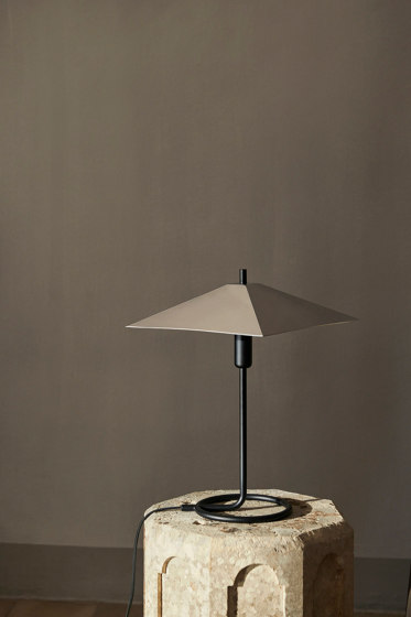 Filo Table Lamp Square - Black/Mirror Polished | Luminaires de table | ferm LIVING