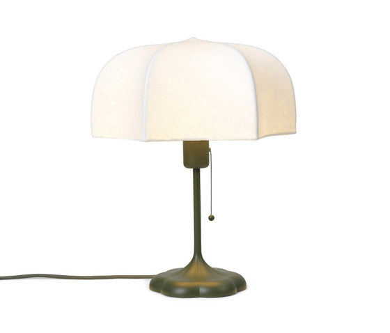 Poem Table Lamp - White/Grass green | Luminaires de table | ferm LIVING