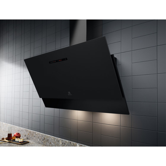 800 Breeze 90 cm | Kitchen hoods | Electrolux Group