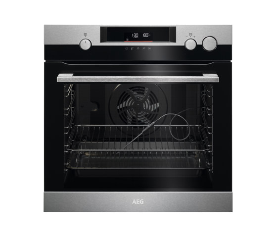 7000 SteamCrisp Pyrolytic Self Clean Oven - Stainless Steel with antifingerprint coating | Forni | Electrolux Group