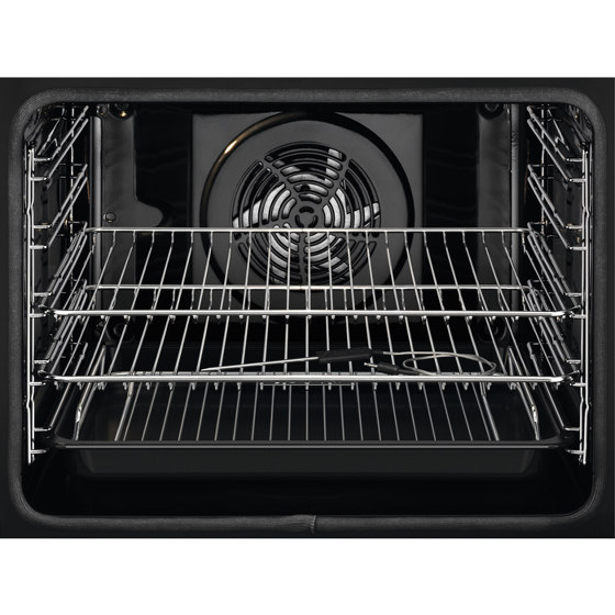7000 SteamCrisp Pyrolytic Self Clean Oven - Stainless Steel with antifingerprint coating | Forni | Electrolux Group