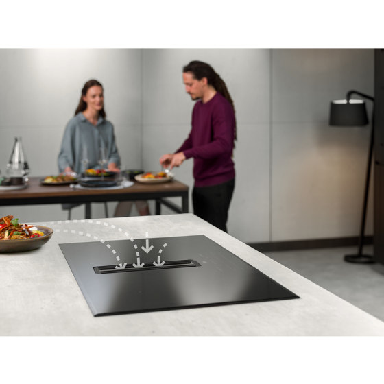 8000 Induction Extractor Hob 83 cm Duct Out | Kochfelder | Electrolux Group