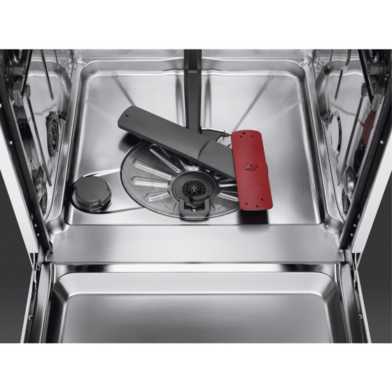8000 Sprayzone Dishwasher 60cm | Dishwashers | Electrolux Group