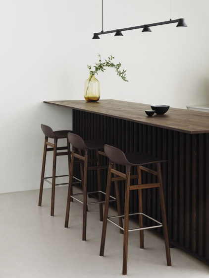 Form Barstol 65 cm Walnut Brown | Bar stools | Normann Copenhagen