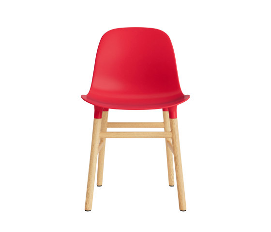 Form Chair Wood Oak Warm Bright Red | Stühle | Normann Copenhagen