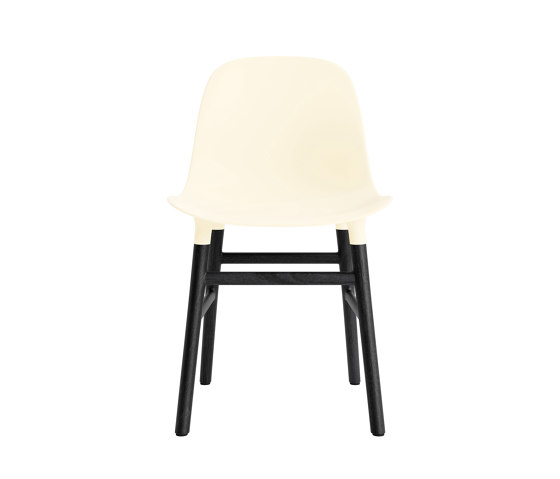 Form Chair Wood Black Oak Cream | Chaises | Normann Copenhagen