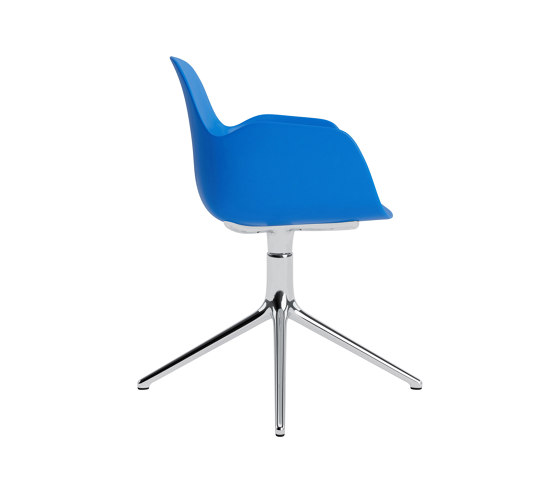 Form Armchair Swivel 4L Alu Bright Blue | Sillas | Normann Copenhagen