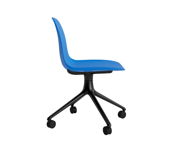Form Chair Swivel 4W Alu Bright Blue | Sedie | Normann Copenhagen