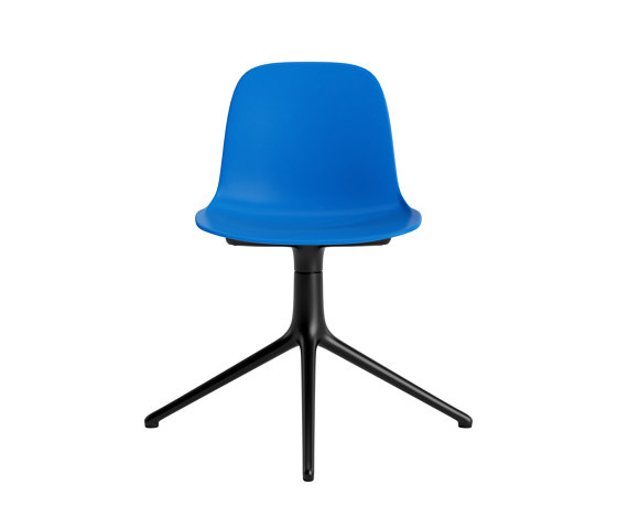 Form Chair Swivel 4L Black Alu Bright Blue | Chaises | Normann Copenhagen