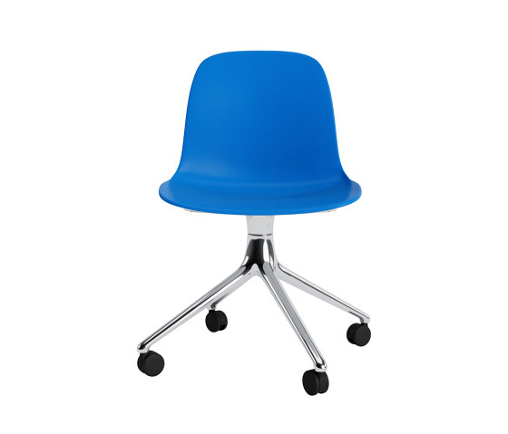 Form Chair Swivel 4W Alu Bright Blue | Stühle | Normann Copenhagen