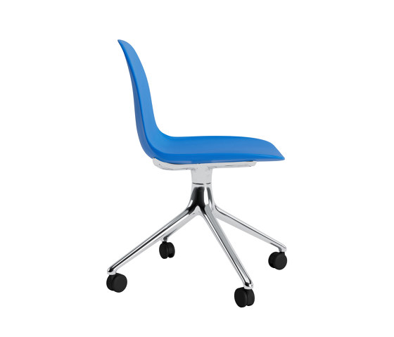 Form Chair Swivel 4W Alu Bright Blue | Sillas | Normann Copenhagen