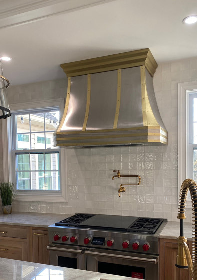 Stainless Steel and Brass Range Hood - MAYA | Hottes  | AMORETTI BROTHERS