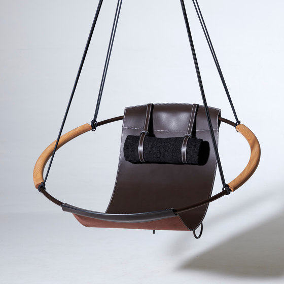 Sling Wooden Armrest - Thick Leather - Hanging Chair | Balancelles | Studio Stirling