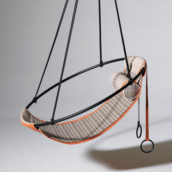 Sling Lux Hanging Chair | Schaukeln | Studio Stirling