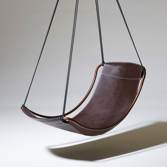 Sling Slim Leather Hanging Chair | Schaukeln | Studio Stirling