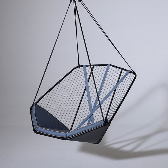Angle7 Outdoor Hanging Chair | Schaukeln | Studio Stirling